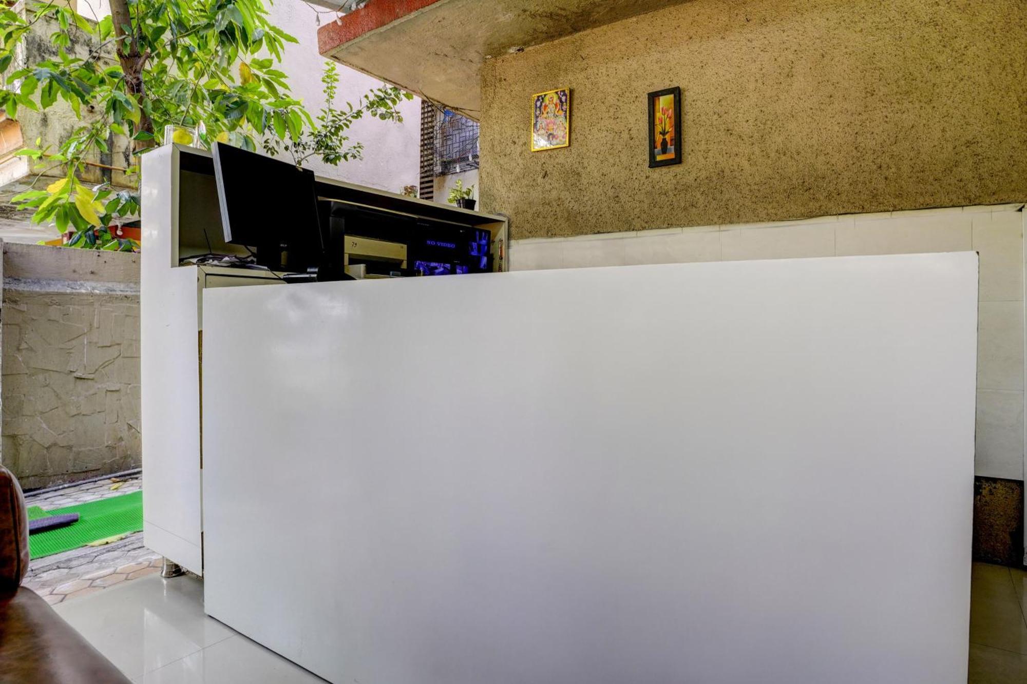 Hotel O Aishwarya Service Apartment นาวีมุมไบ ภายนอก รูปภาพ